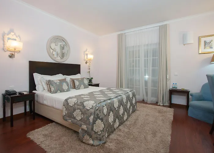 מלון Casa Senhoras Rainhas - - By Unlock אובידוס